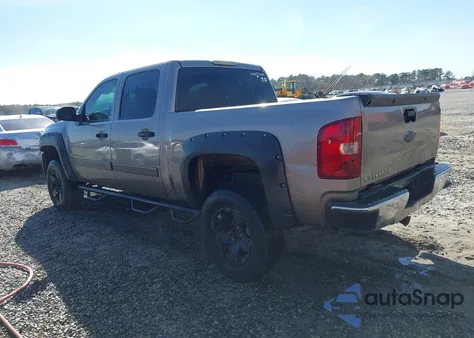 2008 Chevrolet Silverado 1500 Lt1 z USA, uszkodzony, nr VIN 3GCEC13C18G254395